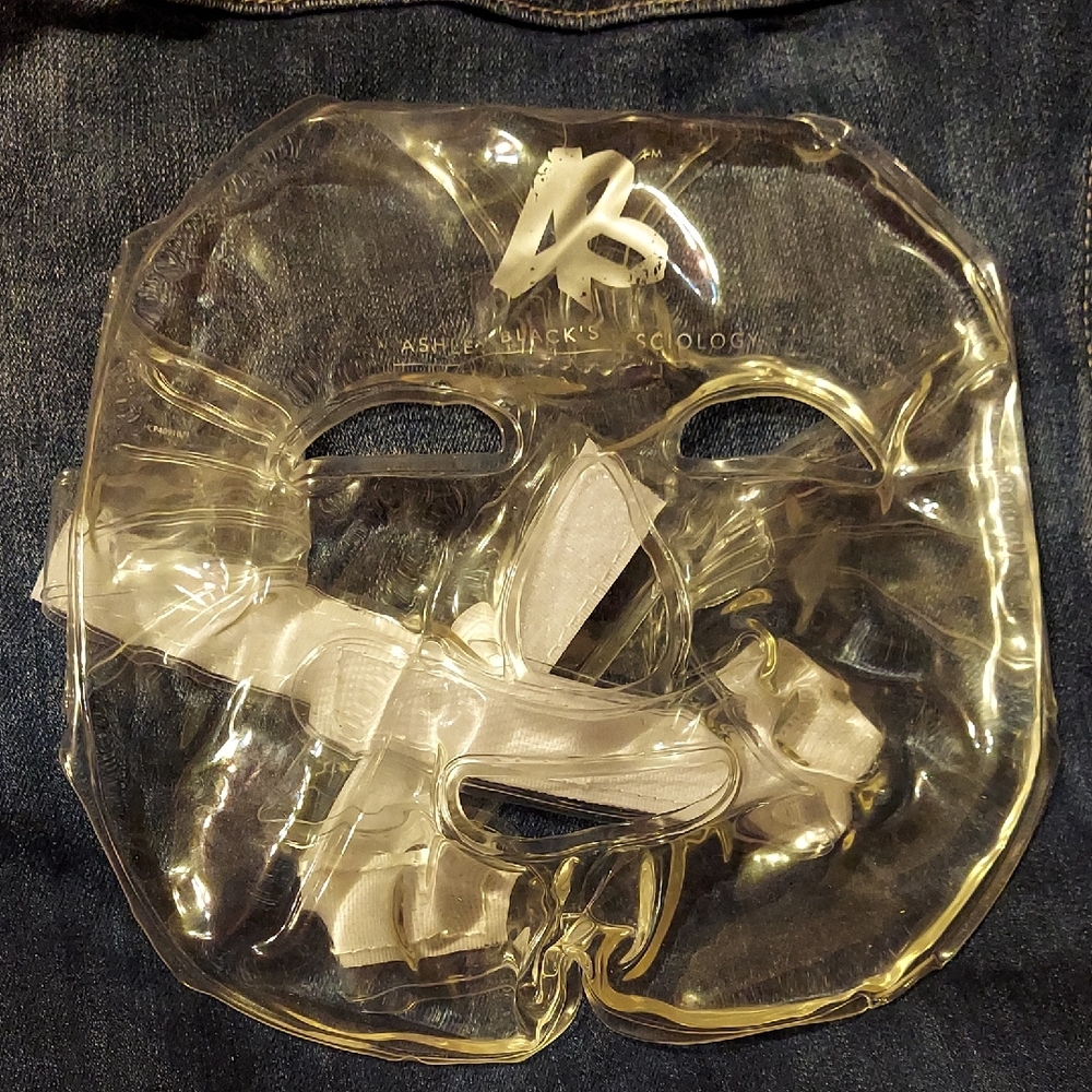 Ashley Black Face Kryo Pack